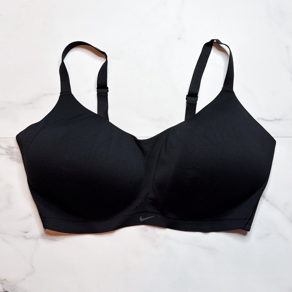 NWT Nike Alate Minimalist Sports Bra - Picture 2 of 4
